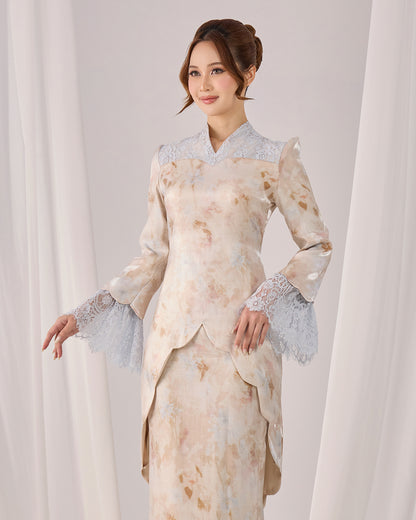IRIS KURUNG (NUDE)