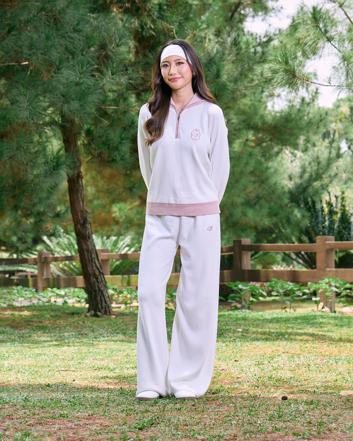 MINOR DEFECT KYRA HALF-ZIP JUMPER (OFF WHITE)
