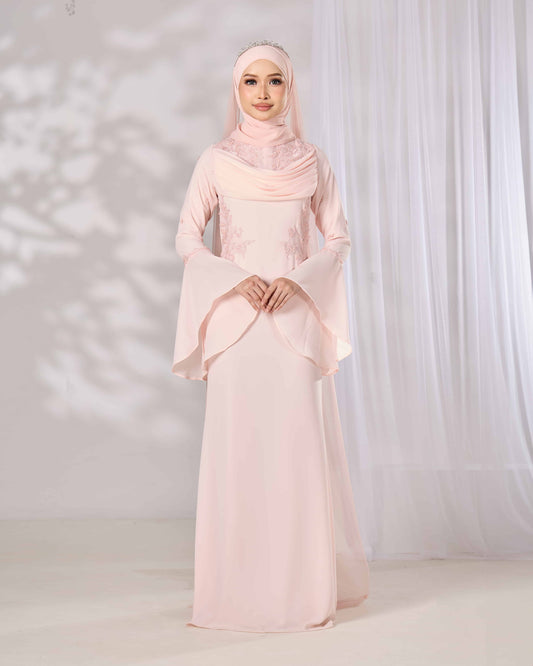 ARISSA DRESS (PEACH)