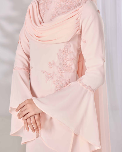 ARISSA DRESS (PEACH)
