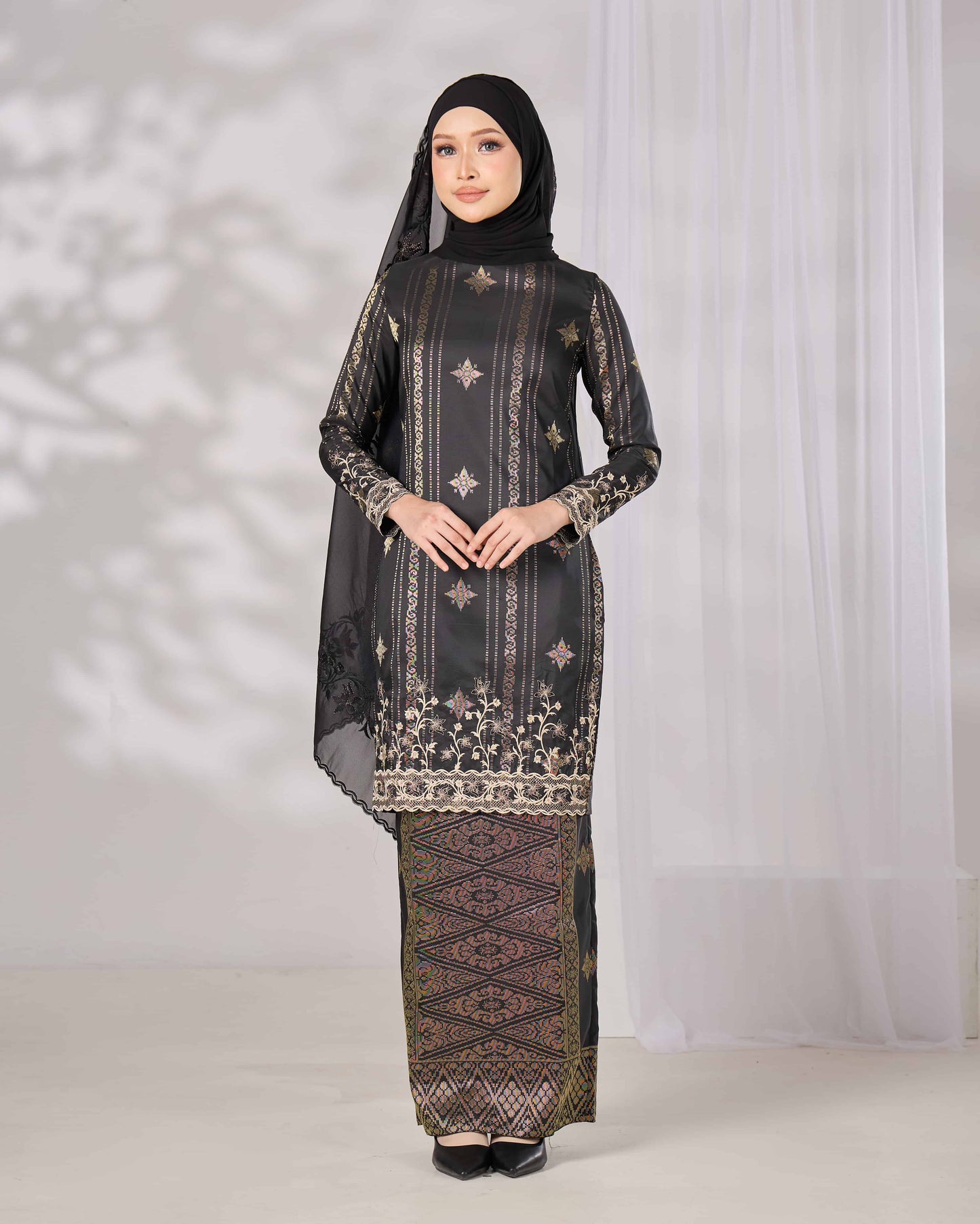 MINOR DEFECT DAHLIA KURUNG (BLACK)
