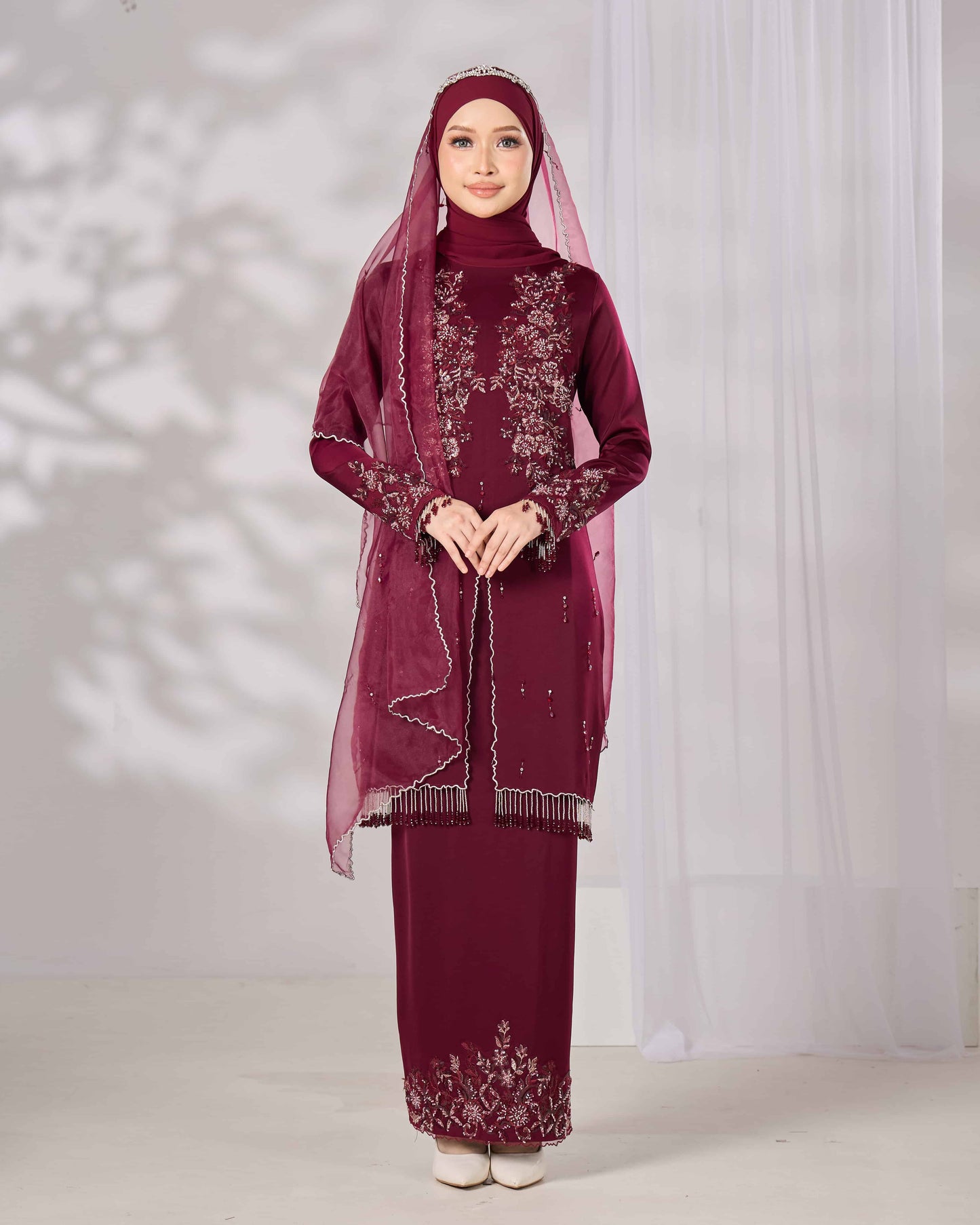 MINOR DEFECT MAHIRA KURUNG (BURGUNDY)
