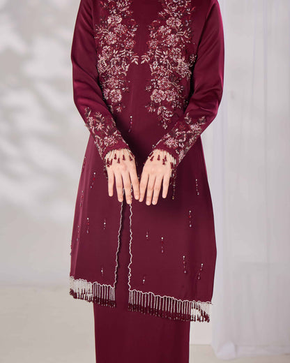 MINOR DEFECT MAHIRA KURUNG (BURGUNDY)