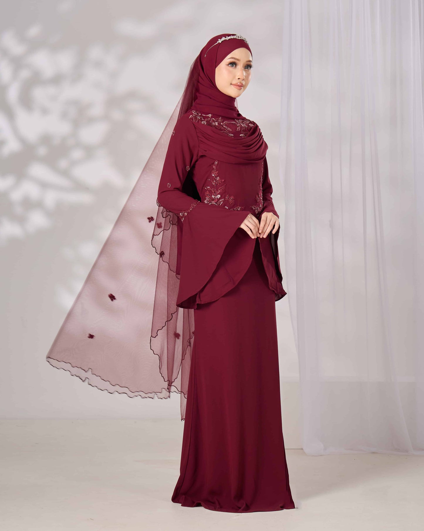 ARISSA DRESS (BURGUNDY)