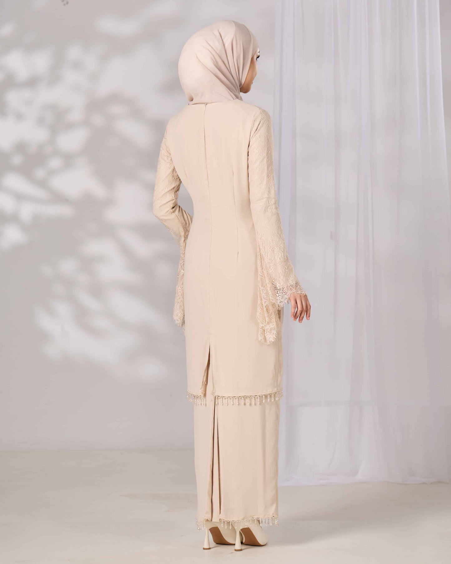 MINOR DEFECT HELIANA KURUNG (CHAMPAGNE)
