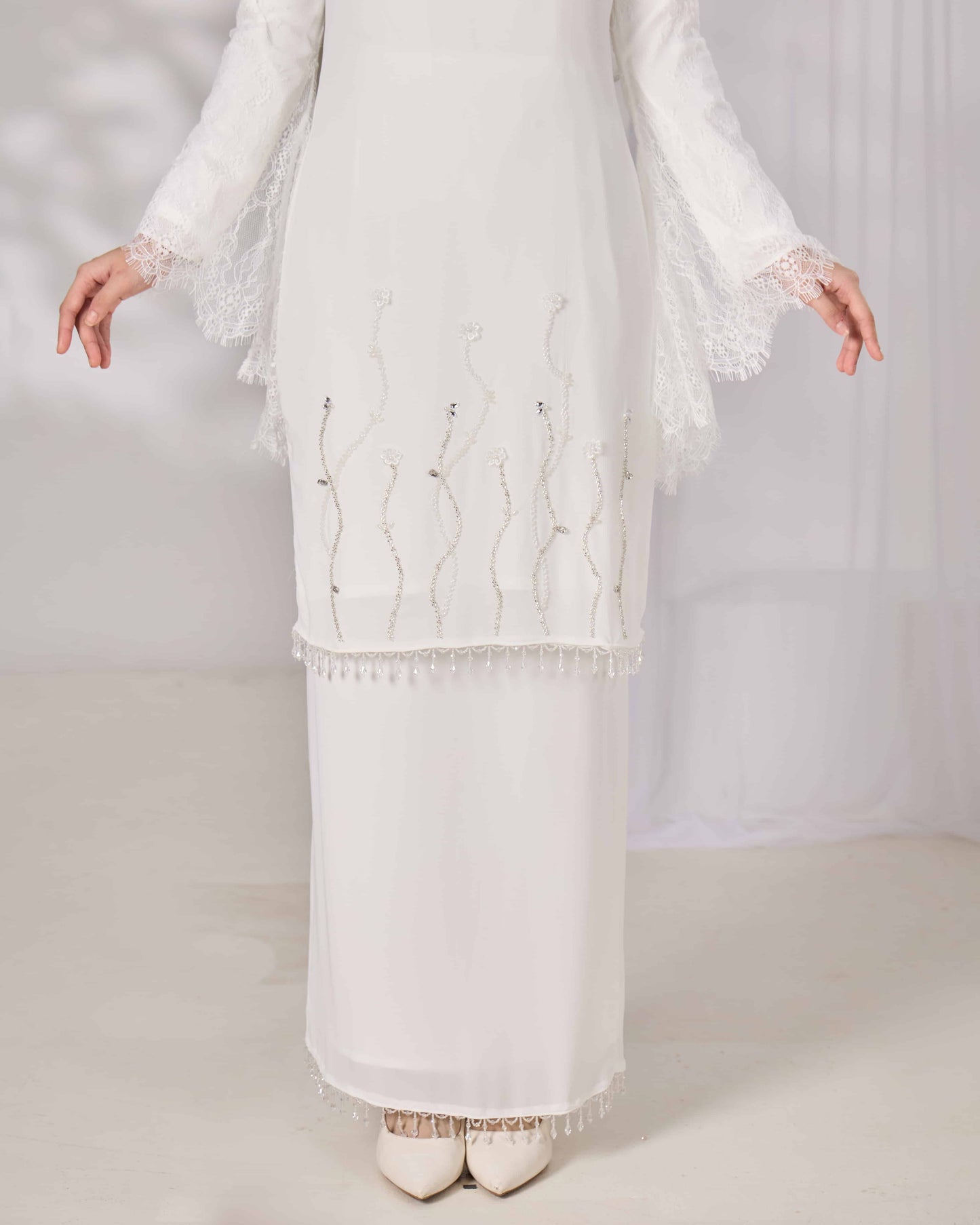 HELIANA KURUNG (OFF WHITE)