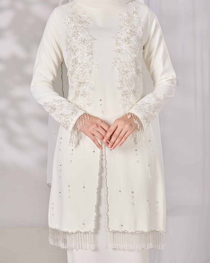 MINOR DEFECT MAHIRA KURUNG (OFF WHITE)