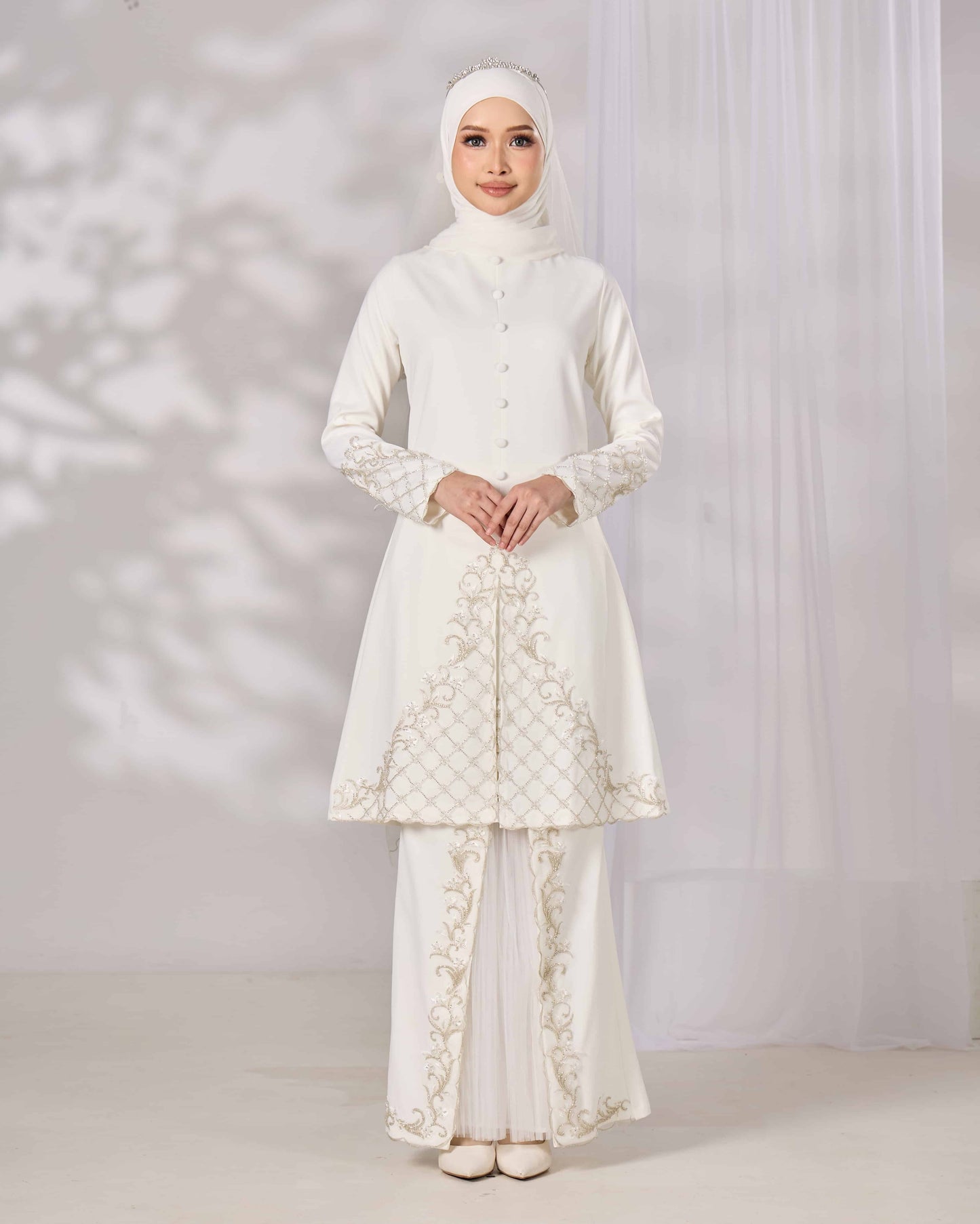 MINOR DEFECT CEMPAKA KURUNG (OFF WHITE)