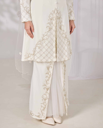 MINOR DEFECT CEMPAKA KURUNG (OFF WHITE)