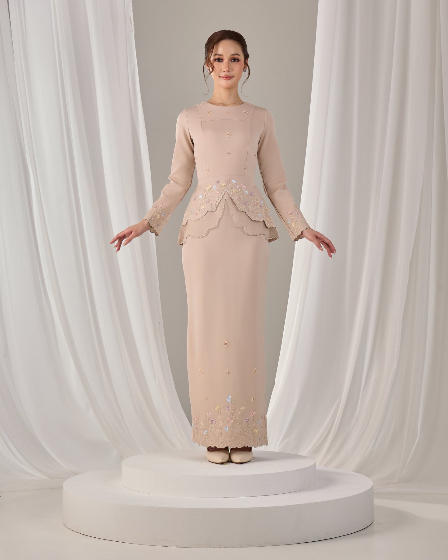 MINOR DEFECT NAYARA KURUNG (CHAMPAGNE)