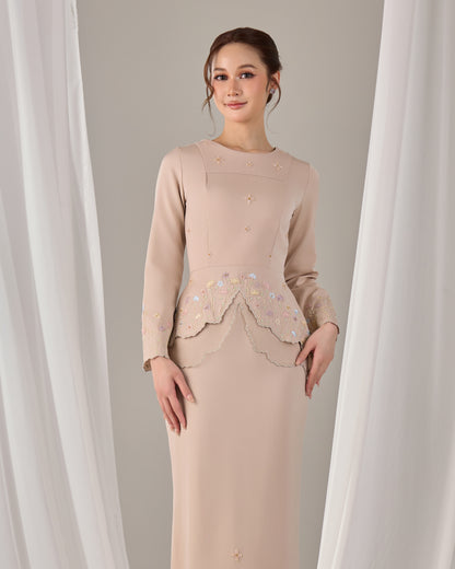 NAYARA KURUNG (CHAMPAGNE)