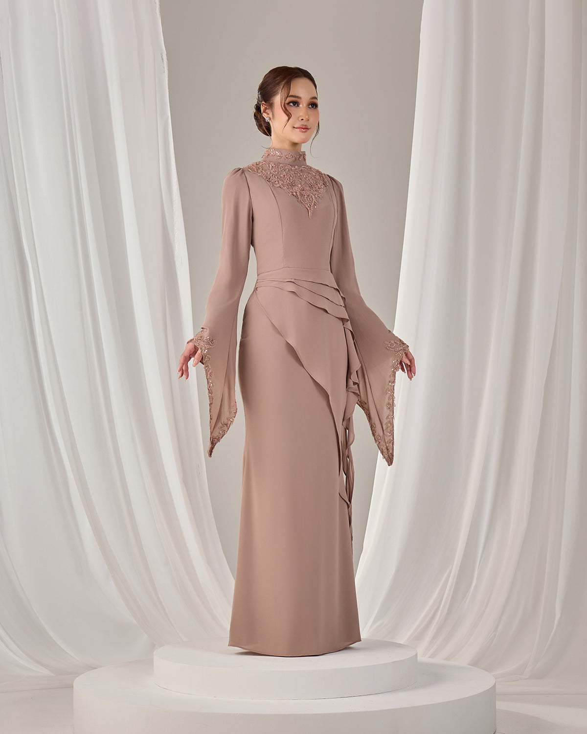 MINOR DEFECT AVELIA DRESS (KHAKI)