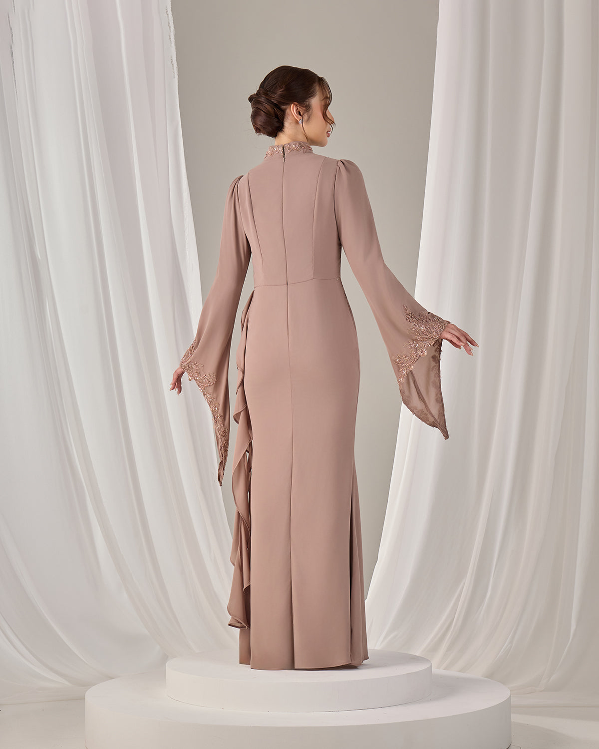 MINOR DEFECT AVELIA DRESS (KHAKI)