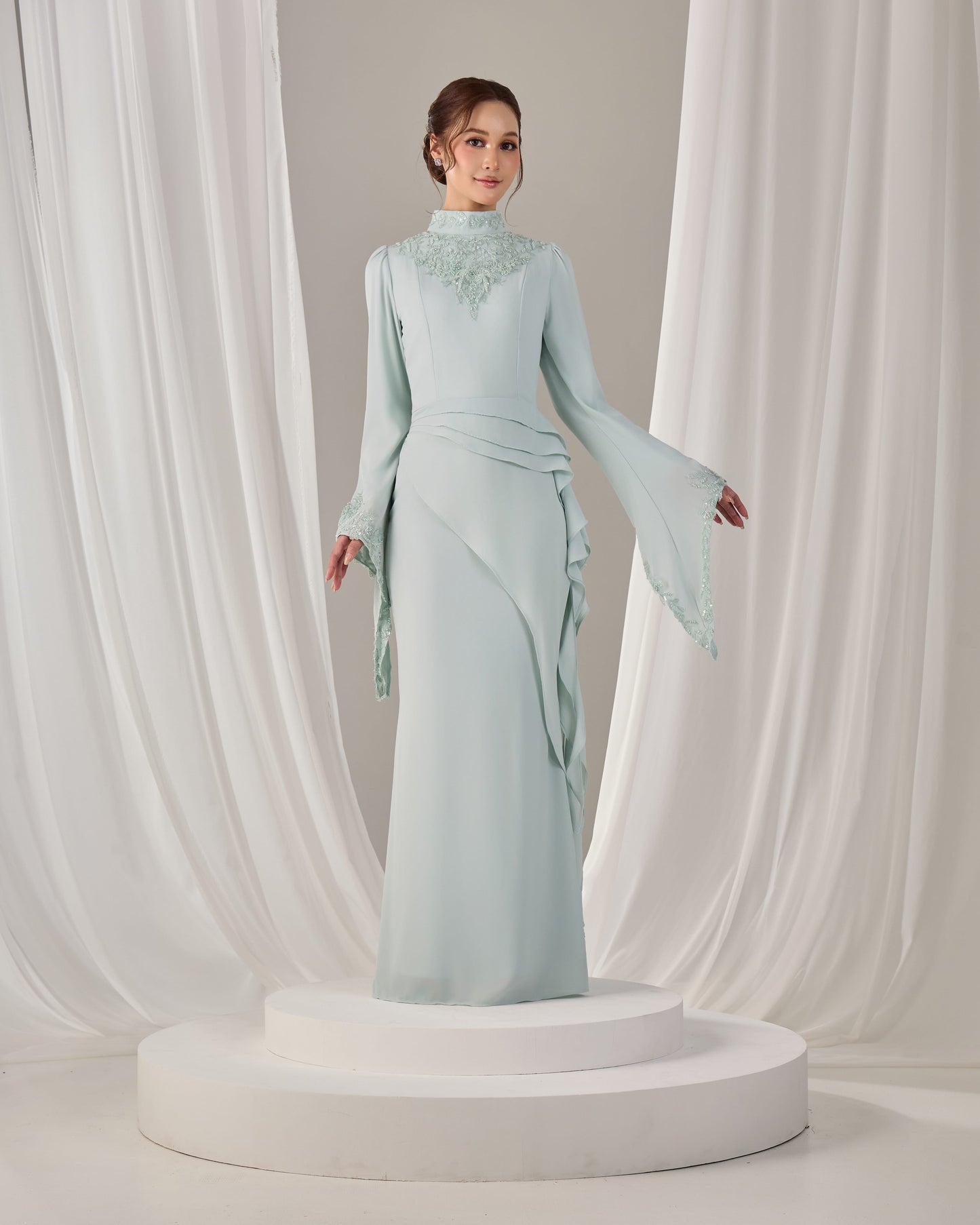 AVELIA DRESS (MINT GREEN)