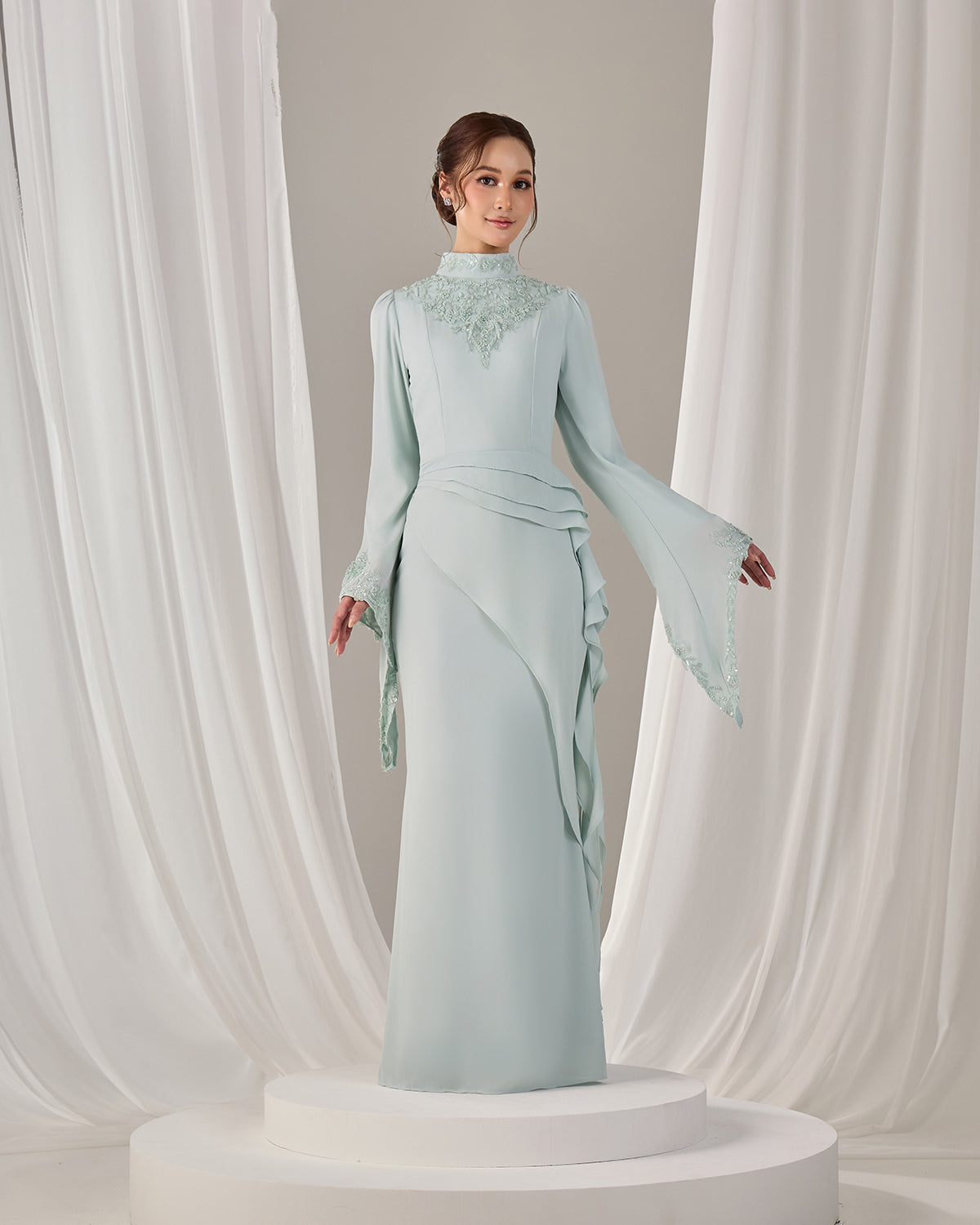 AVELIA DRESS (MINT GREEN)