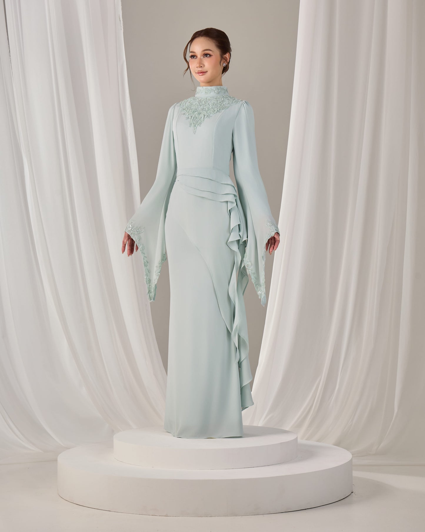 AVELIA DRESS (MINT GREEN)