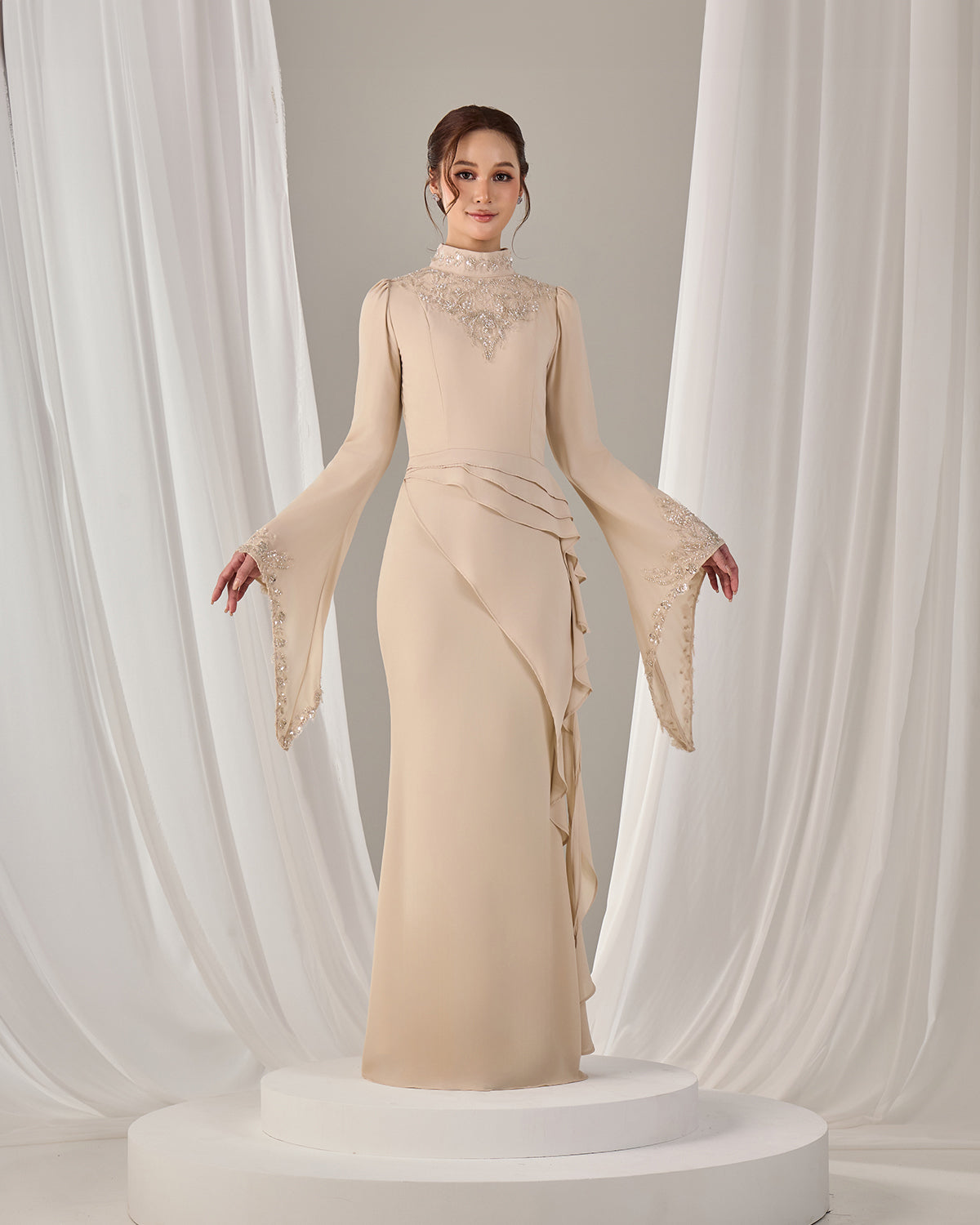 MINOR DEFECT AVELIA DRESS (CHAMPAGNE)