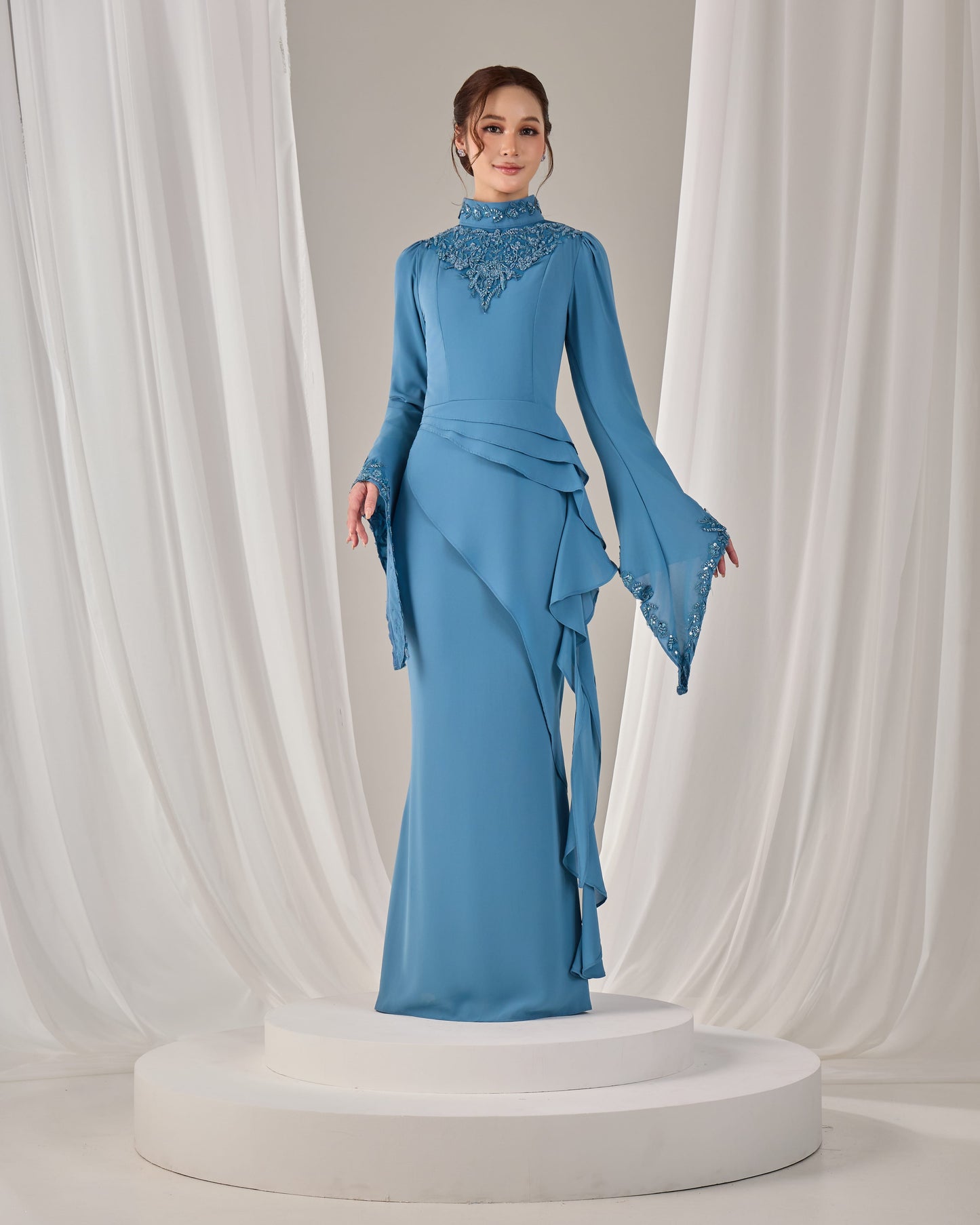 AVELIA DRESS (DIAMOND BLUE)