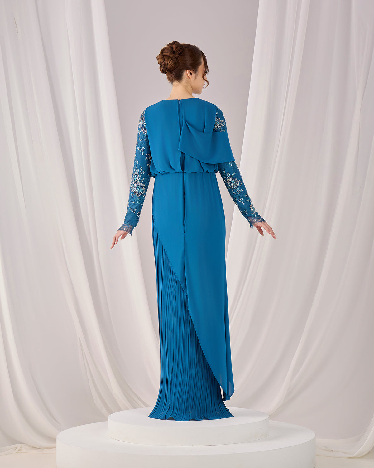 MINOR DEFECT EMERY DRESS (TEAL BLUE)