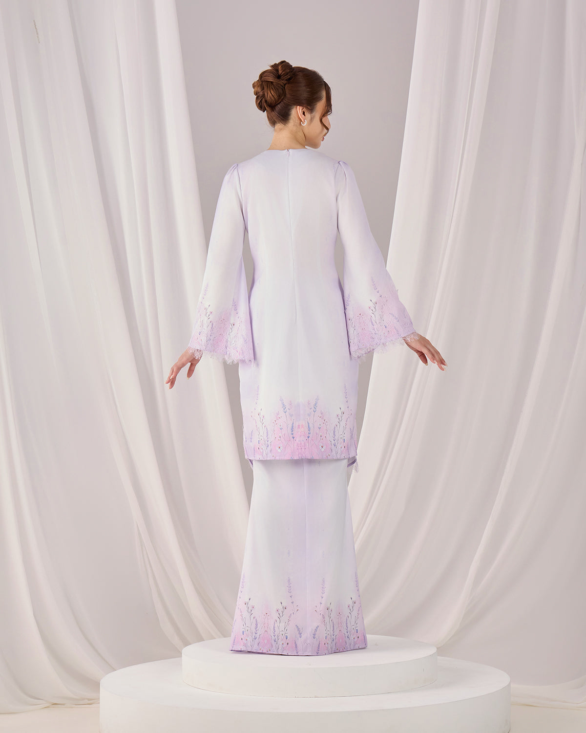 AUDREY KEBAYA (LILAC)