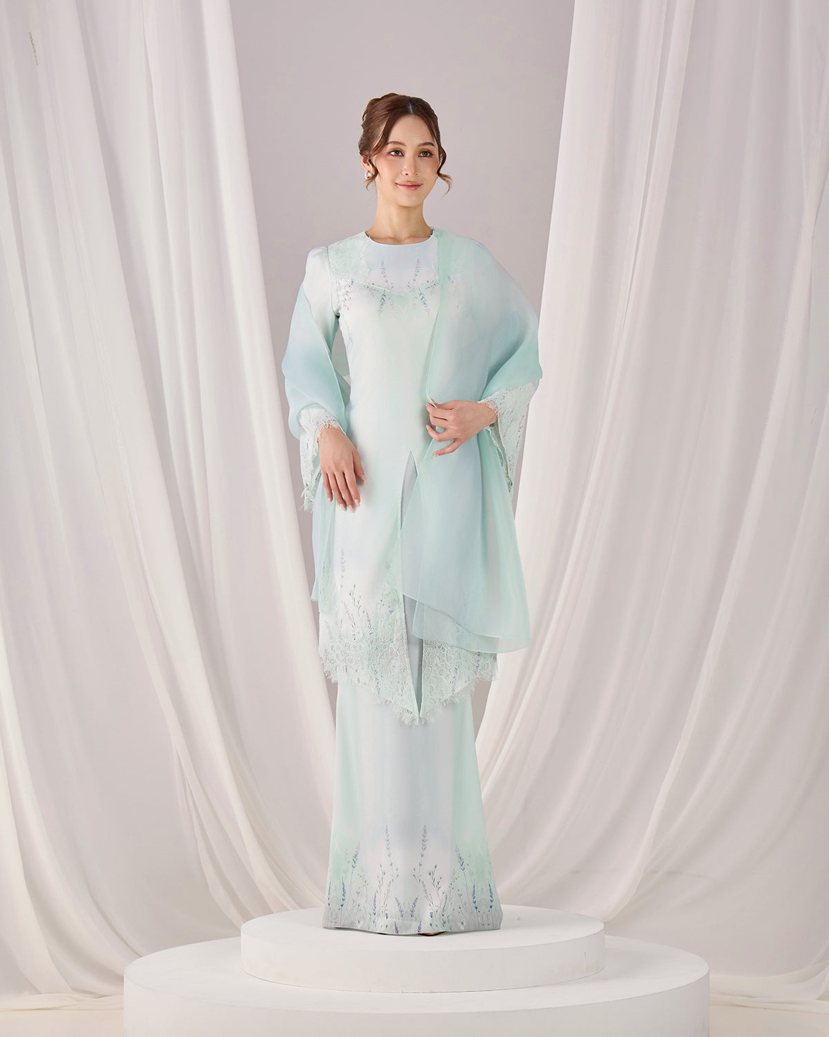 AUDREY KEBAYA (MINT GREEN)