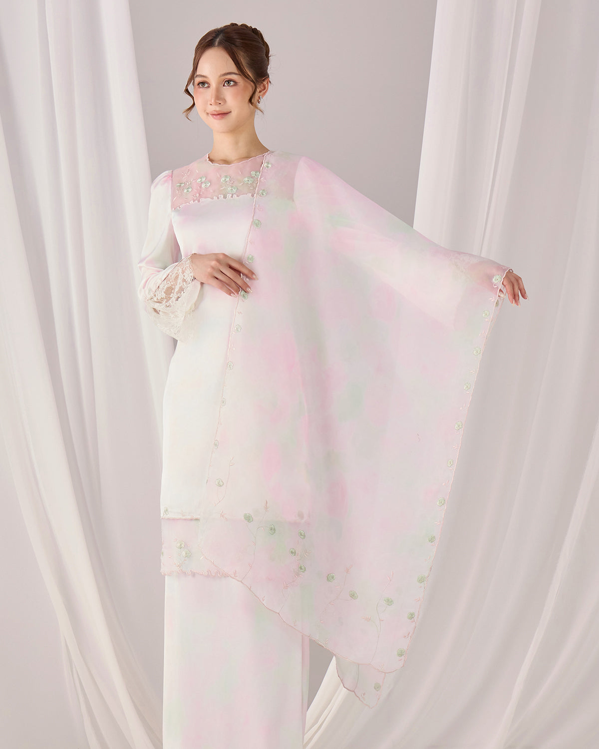 FREESIA KURUNG (MATCHA)