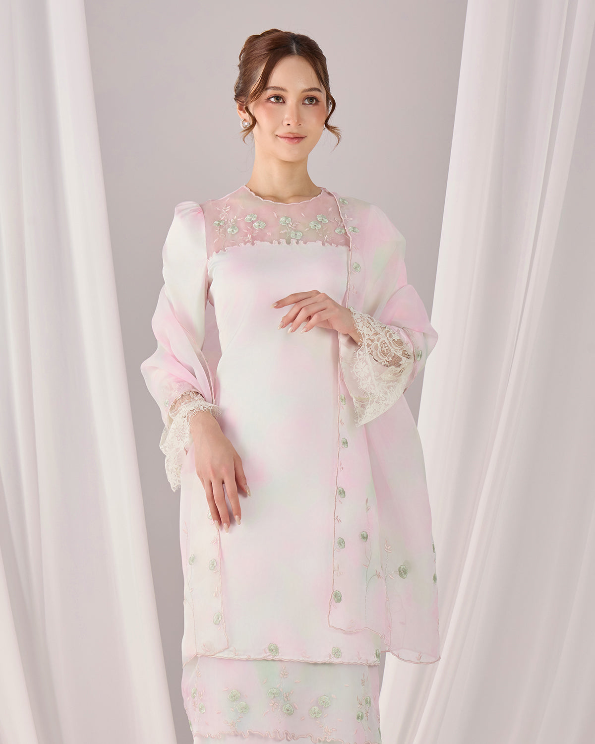 FREESIA KURUNG (MATCHA)