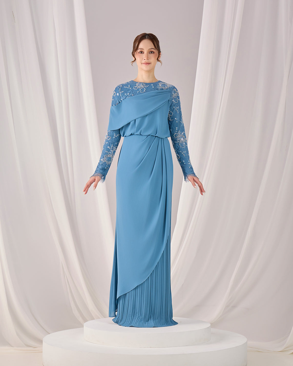 MINOR DEFECT EMERY DRESS (DIAMOND TEAL BLUE)