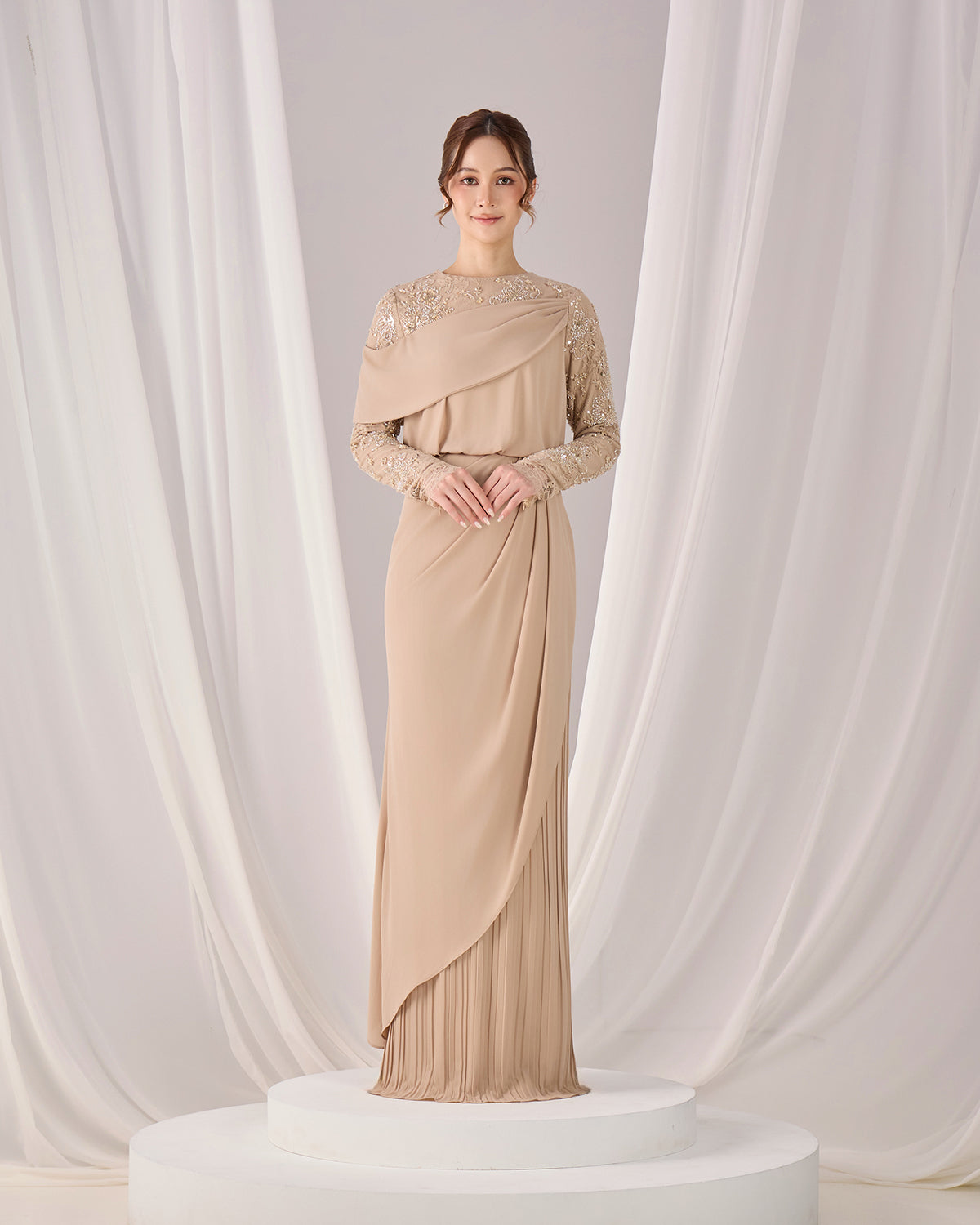 MINOR DEFECT EMERY DRESS (LATTE)