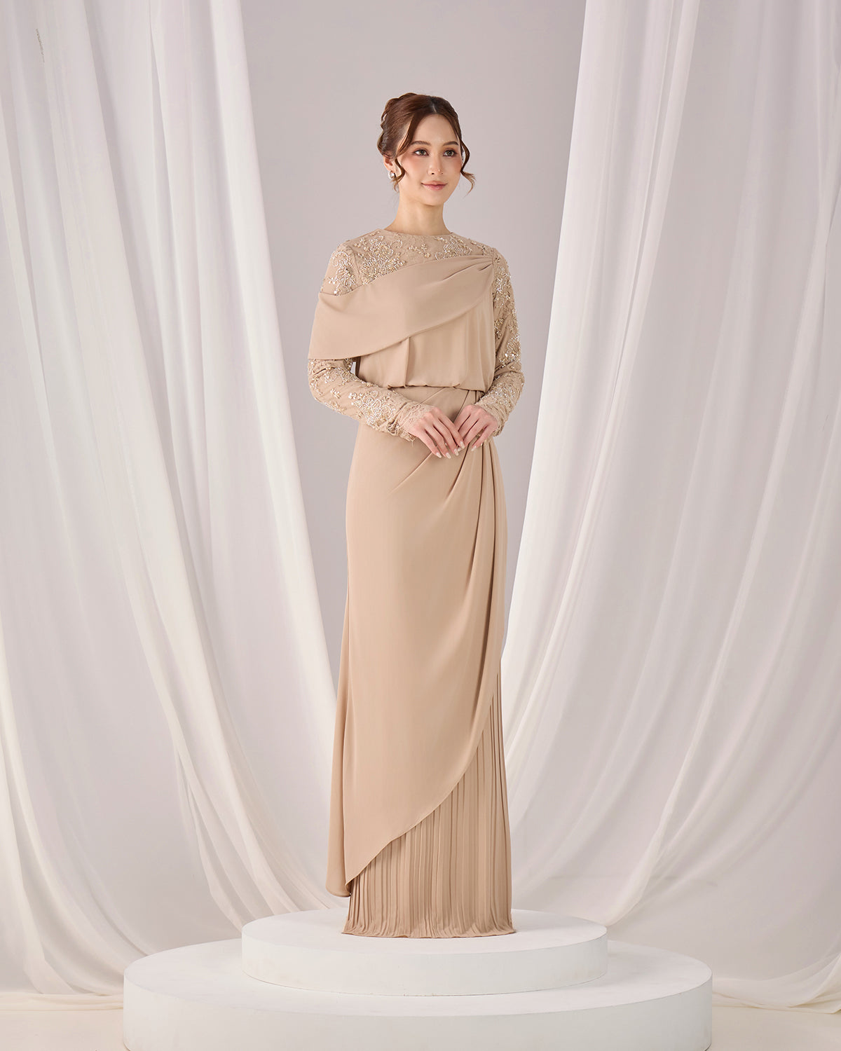 EMERY DRESS (LATTE)