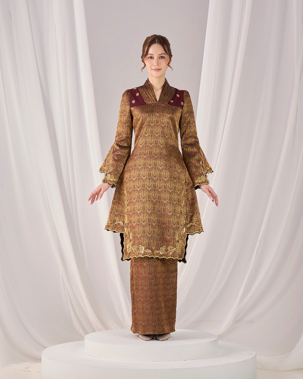 AMANDA KURUNG (BURGUNDY)