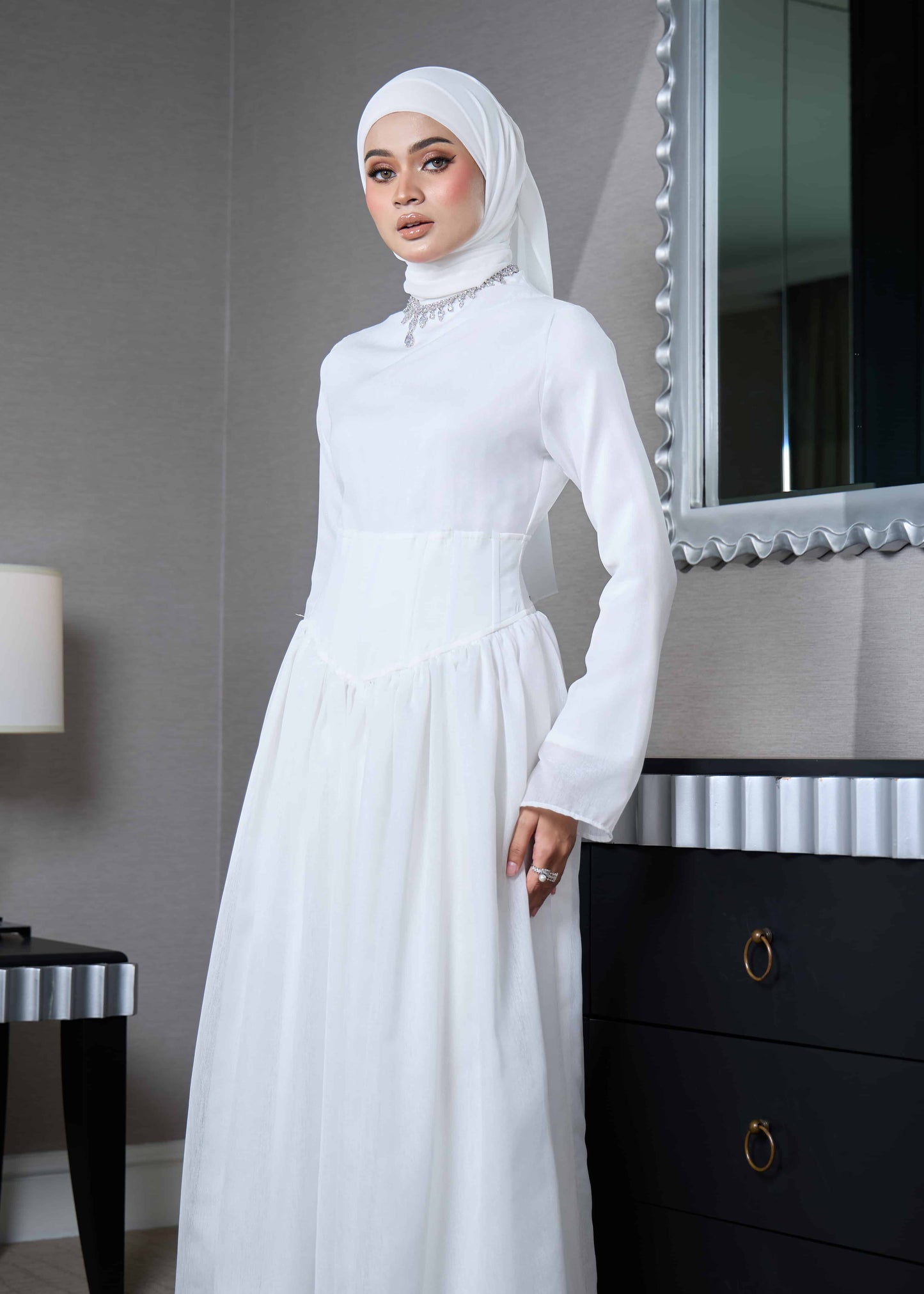 ELSA DRESS (OFF WHITE)