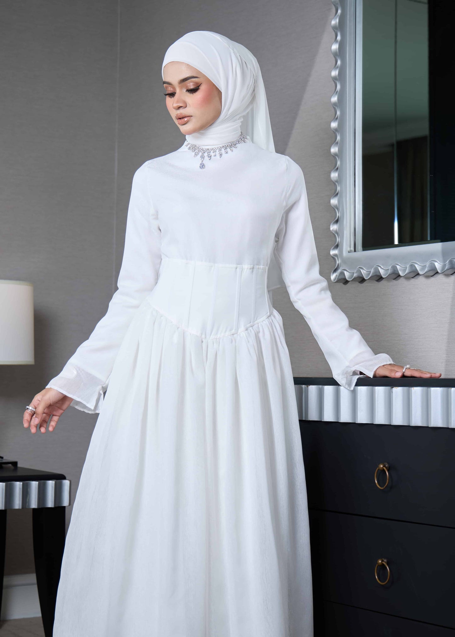 ELSA DRESS (OFF WHITE)