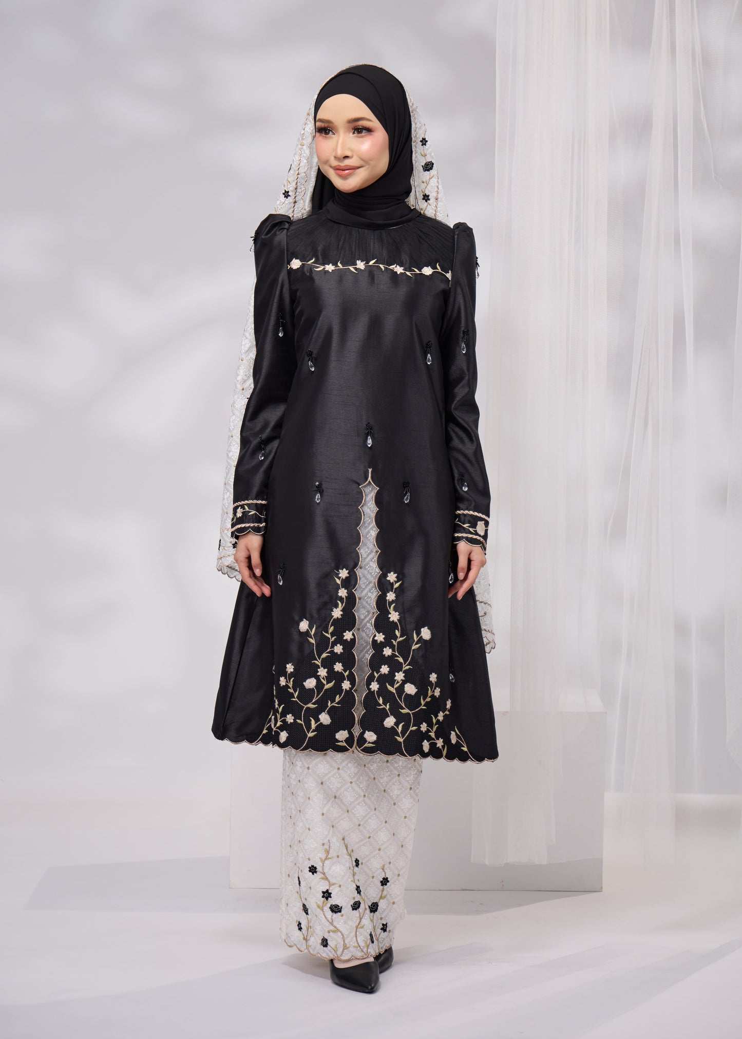 MINOR DEFECT ALANNA KURUNG (BLACK)