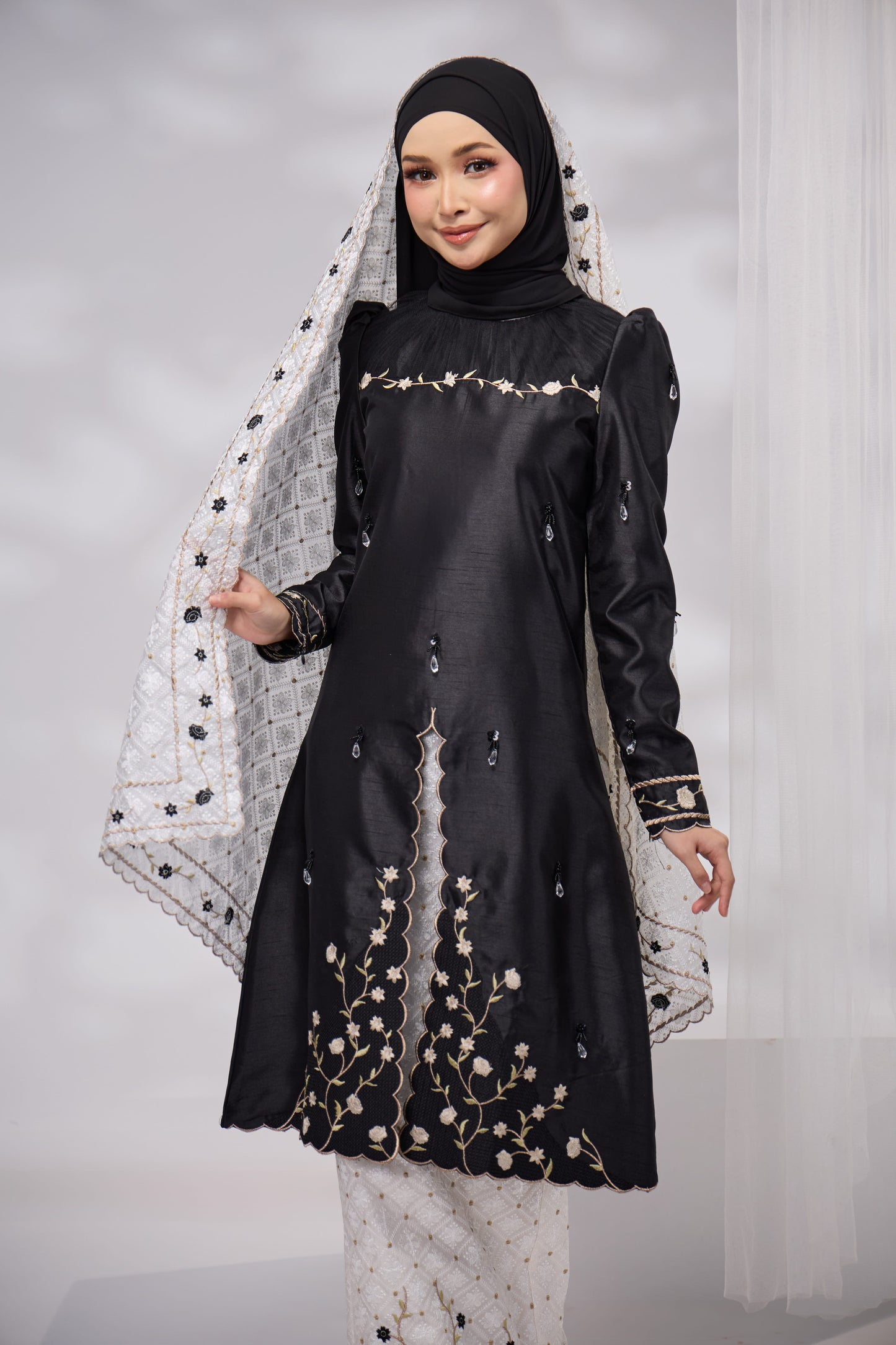 MINOR DEFECT ALANNA KURUNG (BLACK)