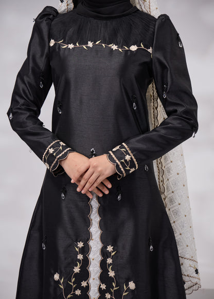 MINOR DEFECT ALANNA KURUNG (BLACK)
