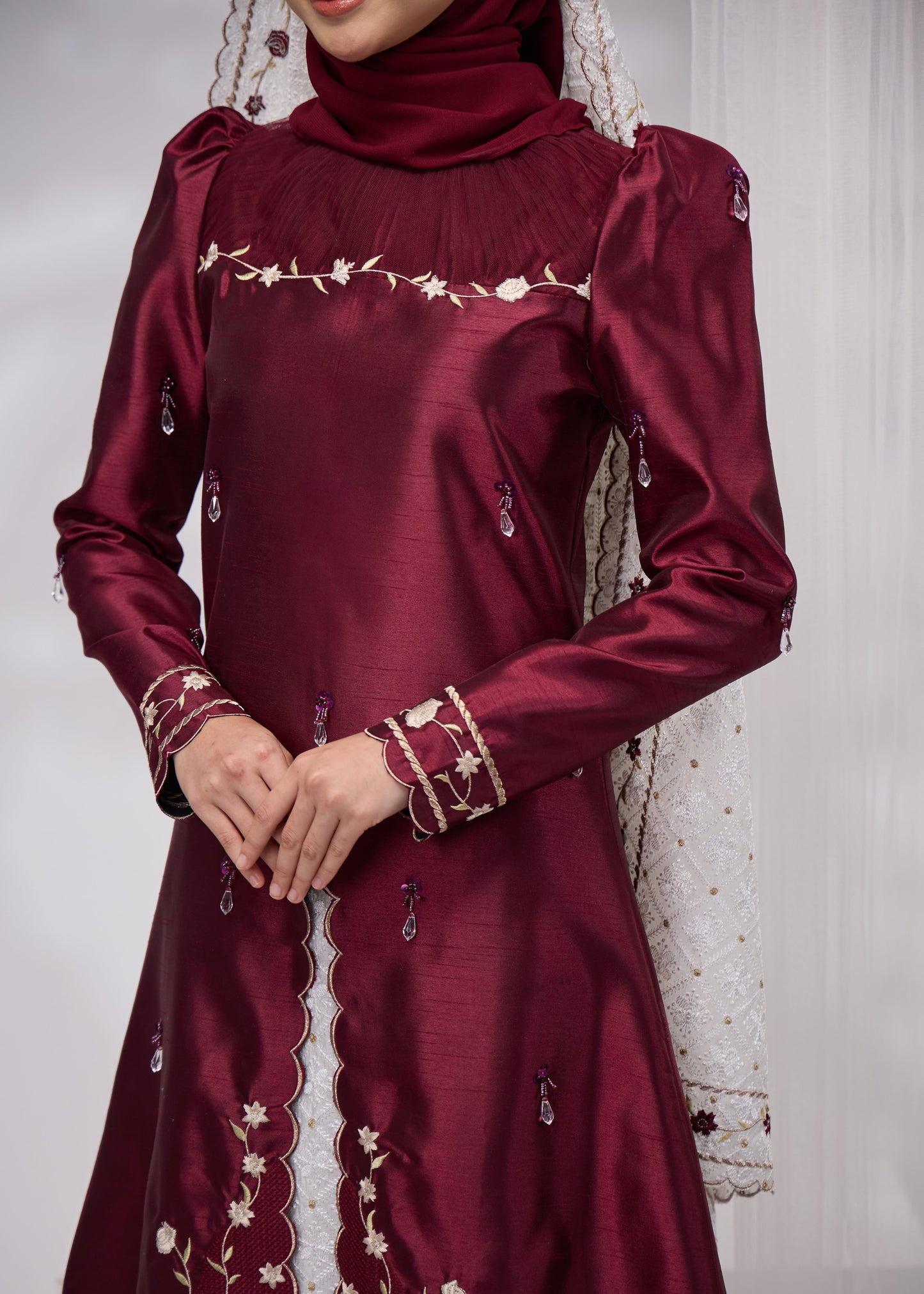 MINOR DEFECT ALANNA KURUNG (BURGUNDY)