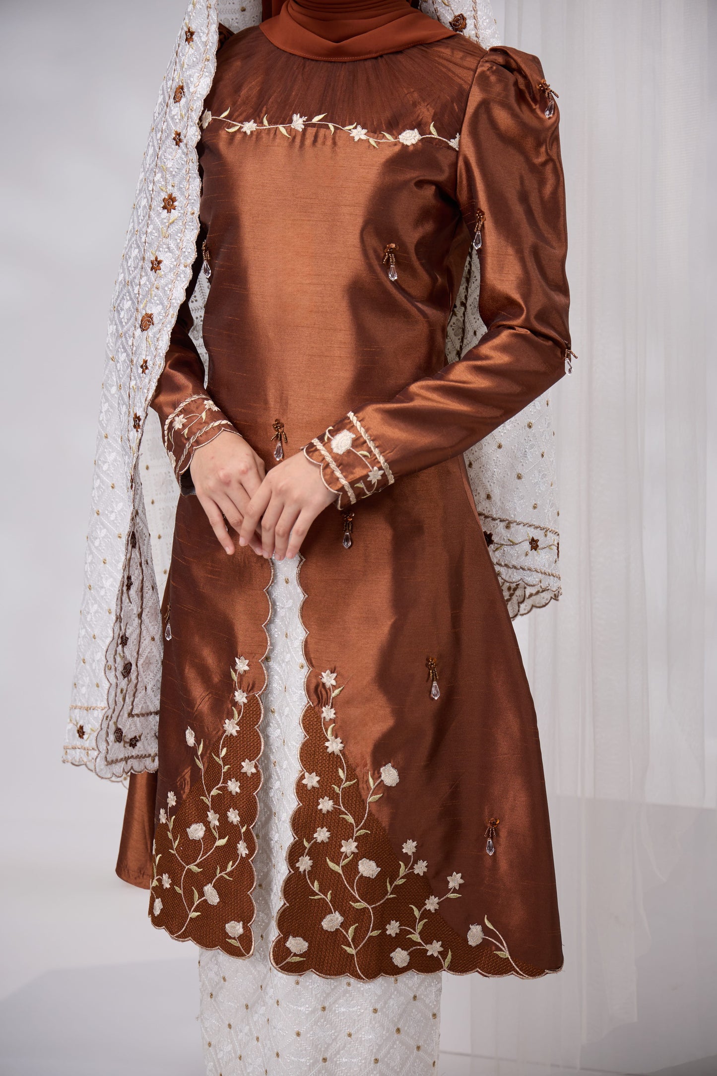 MINOR DEFECT ALANNA KURUNG (BROWN)