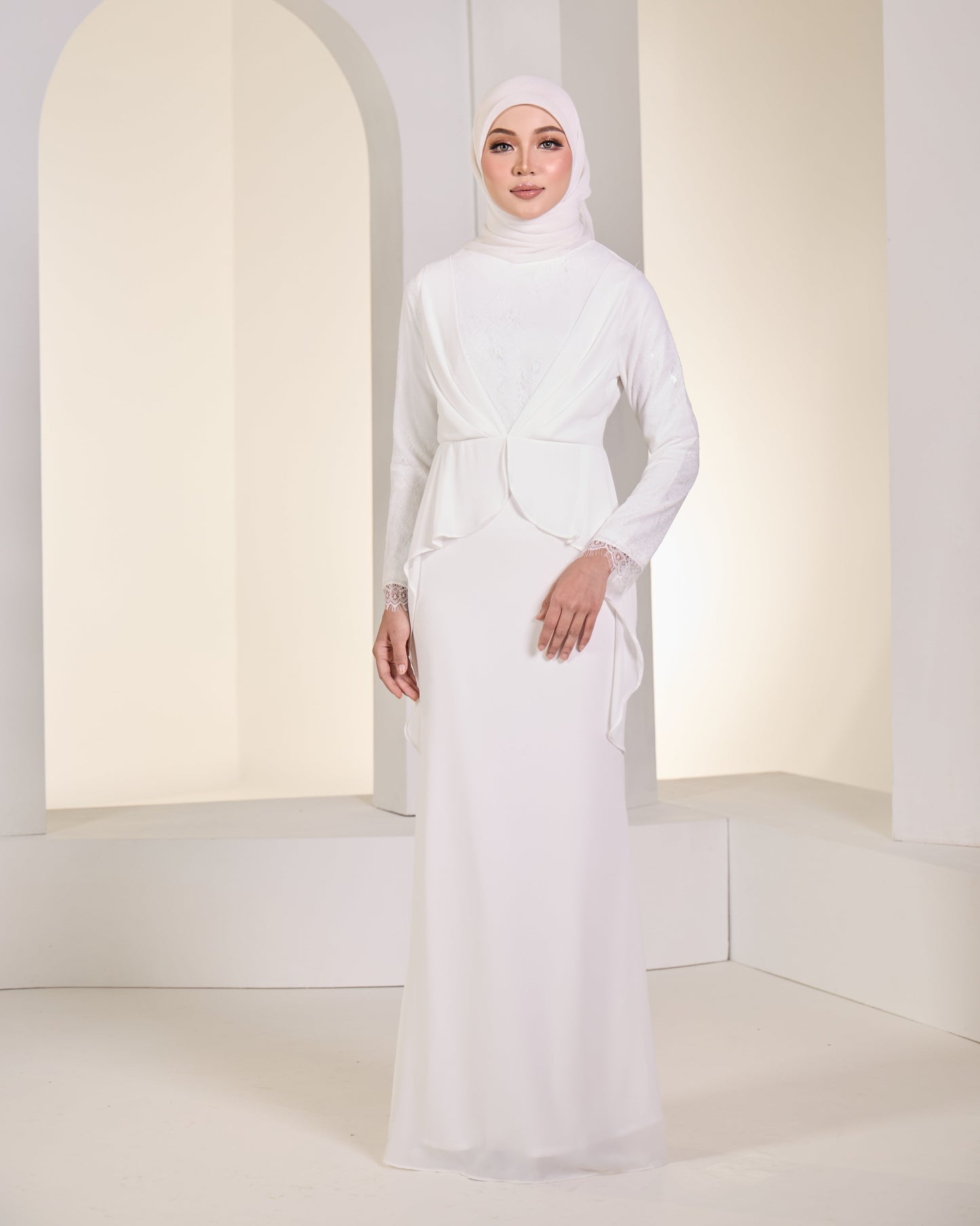 CATRICE DRESS (OFF WHITE)