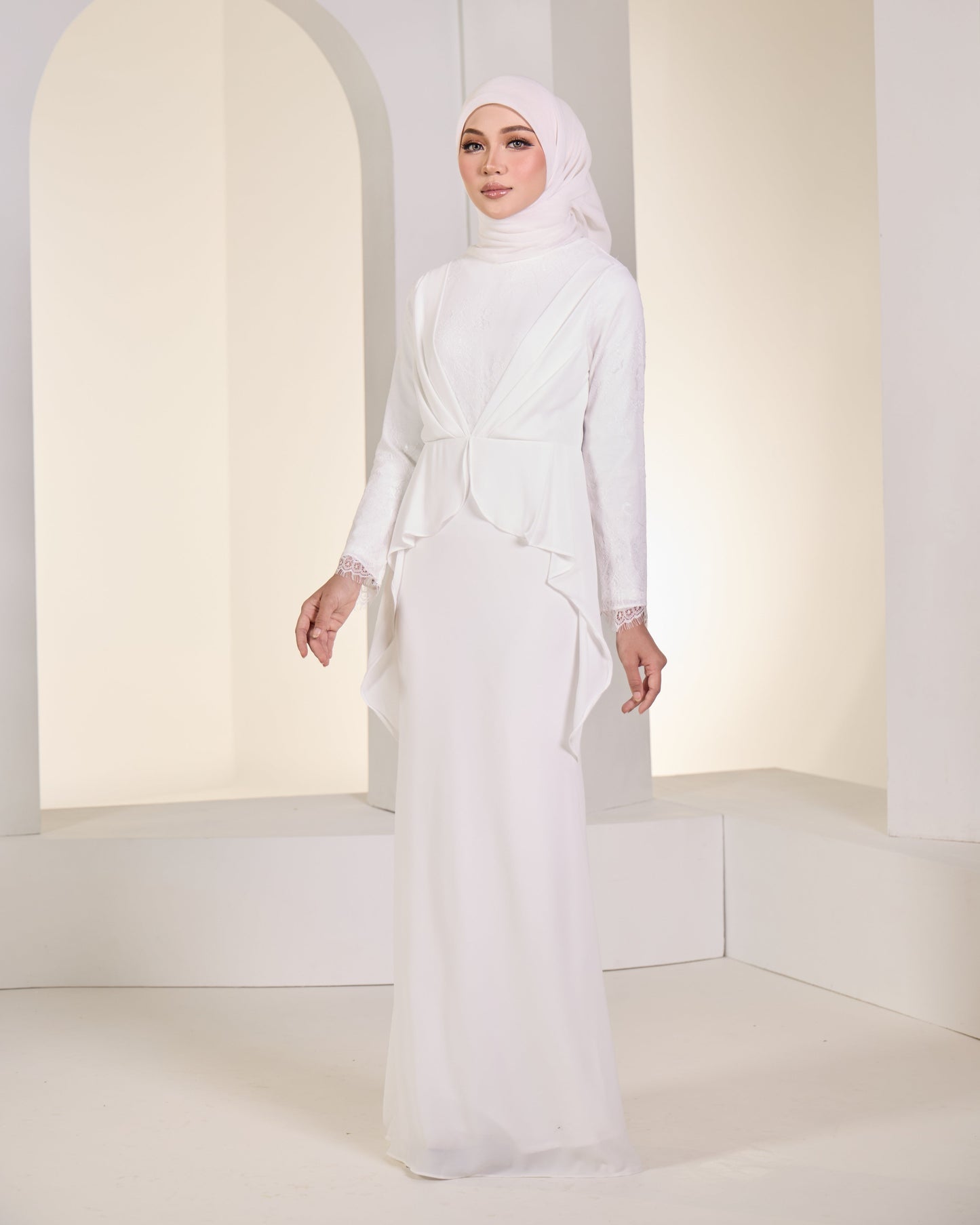 CATRICE DRESS (OFF WHITE)