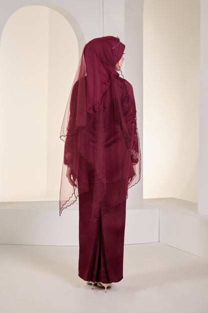 HELYNA KURUNG (BURGUNDY)