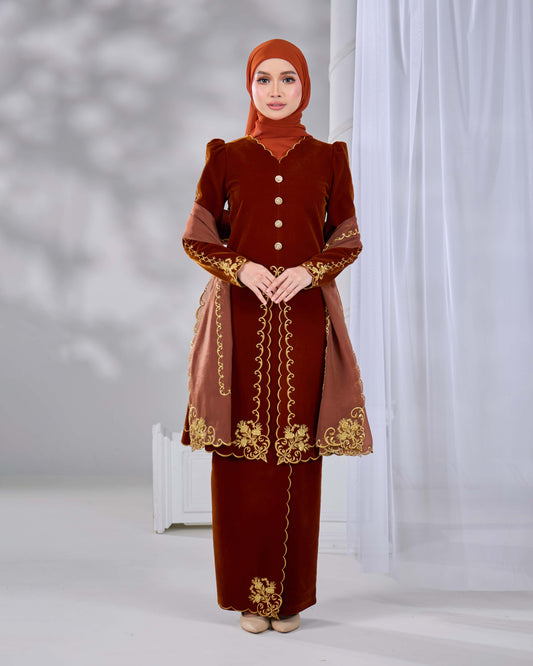 NAIFAH KEBAYA (BROWN)