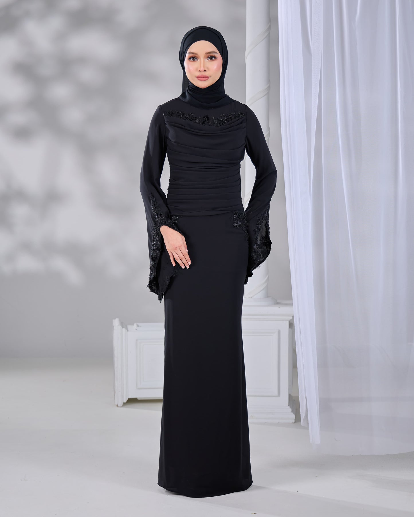 SABRENA DRESS (BLACK)