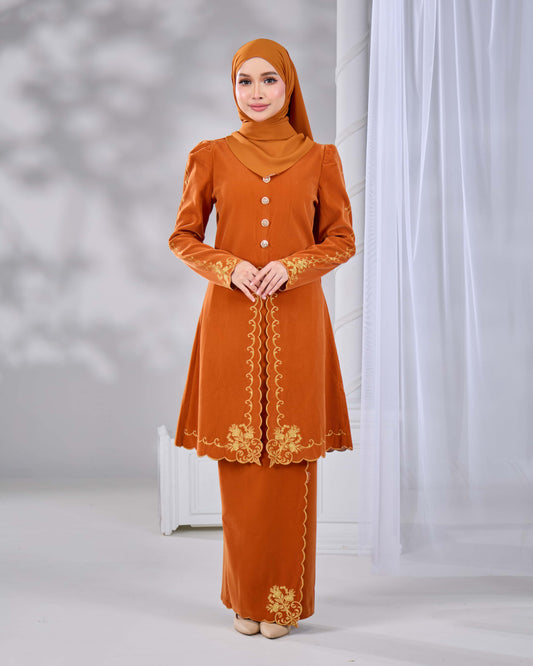 NAIFAH KEBAYA (BRICK ORANGE)