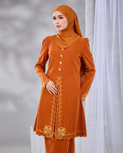 NAIFAH KEBAYA (BRICK ORANGE)
