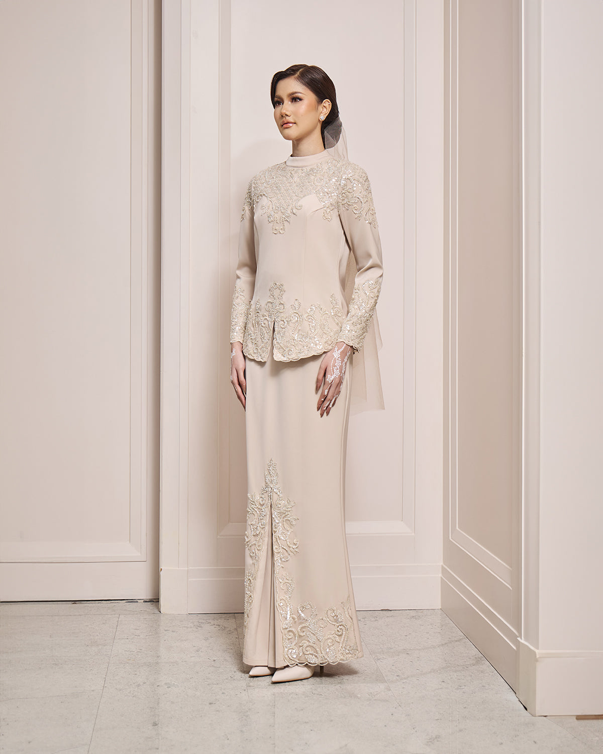 LORELLE KURUNG (CHAMPAGNE)