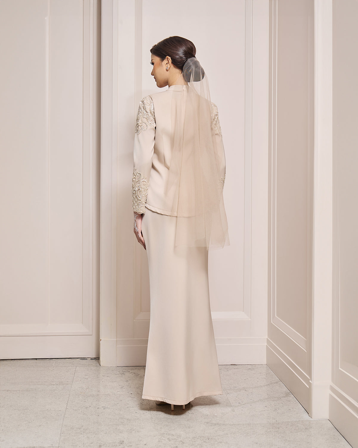 LORELLE KURUNG (CHAMPAGNE)