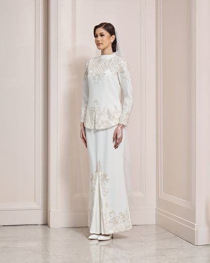 MINOR DEFECT LORELLE KURUNG (OFF WHITE)