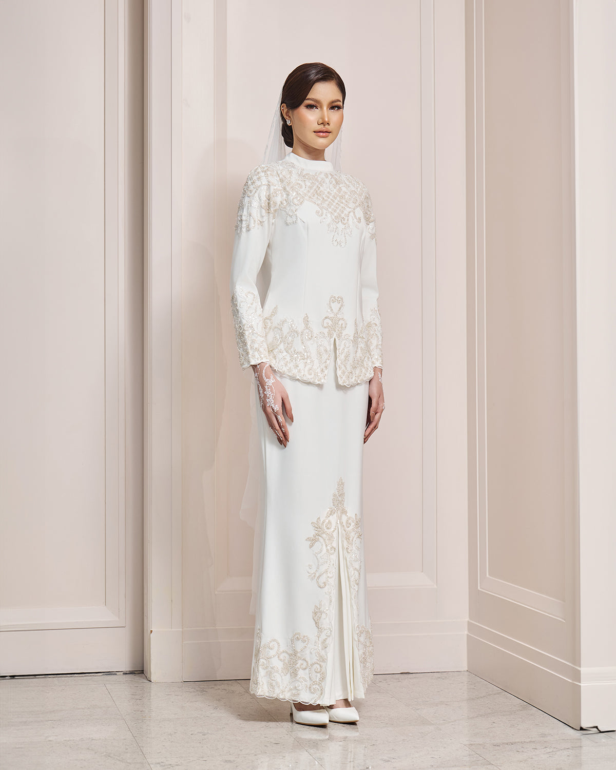 LORELLE KURUNG (OFF WHITE)