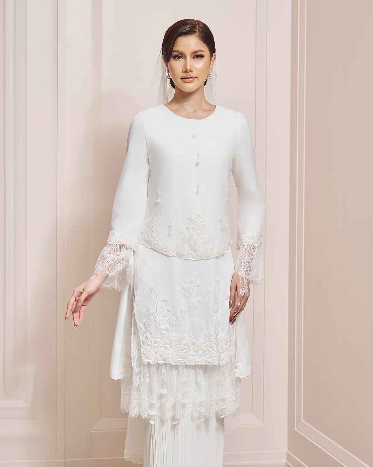 LUCIENE KURUNG (OFF WHITE)
